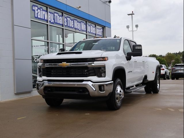 2025 Chevrolet Silverado 3500HD LT