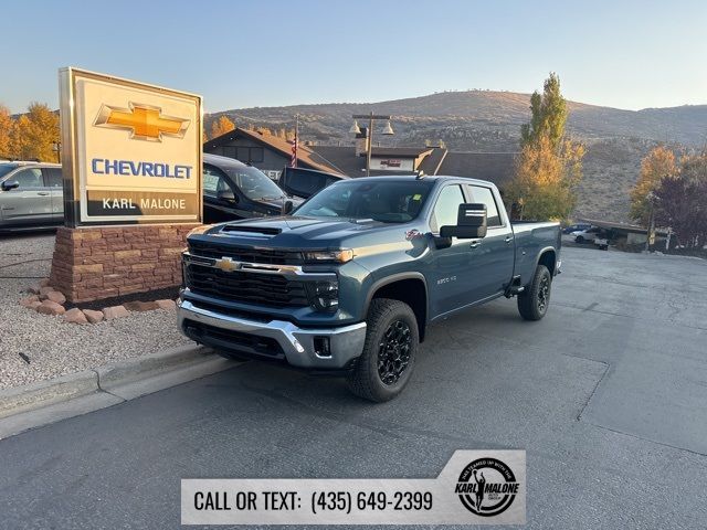 2025 Chevrolet Silverado 3500HD LT