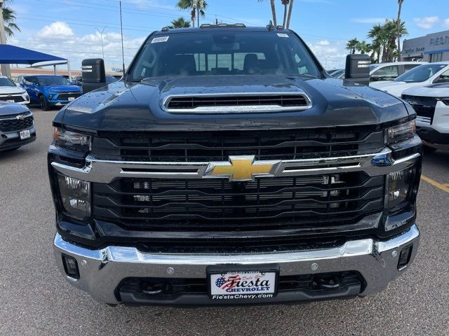 2025 Chevrolet Silverado 3500HD LT