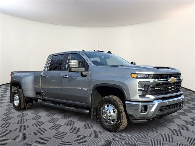 2025 Chevrolet Silverado 3500HD LT