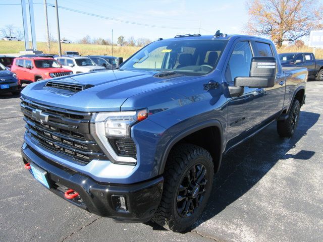 2025 Chevrolet Silverado 3500HD LT