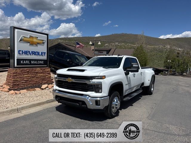 2025 Chevrolet Silverado 3500HD LT