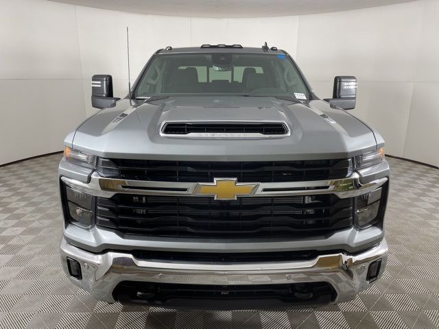 2025 Chevrolet Silverado 3500HD LT