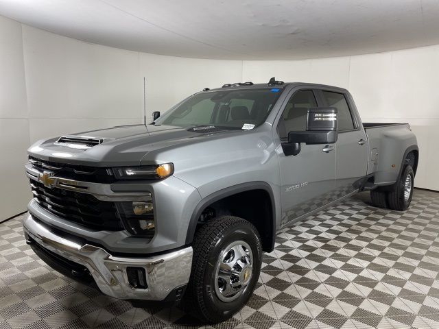 2025 Chevrolet Silverado 3500HD LT