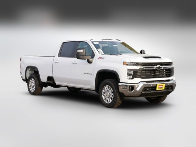 2025 Chevrolet Silverado 3500HD LT