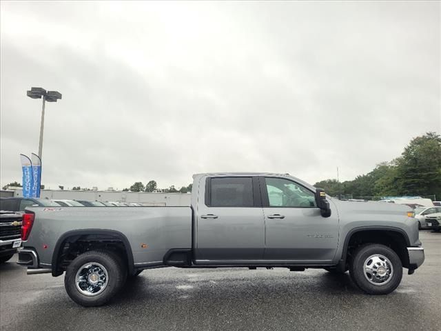 2025 Chevrolet Silverado 3500HD LT