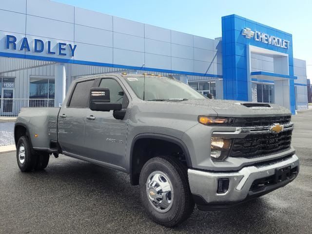 2025 Chevrolet Silverado 3500HD LT