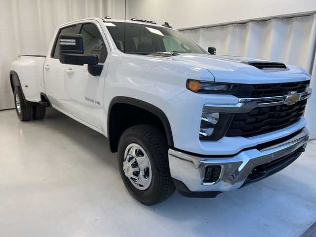 2025 Chevrolet Silverado 3500HD LT