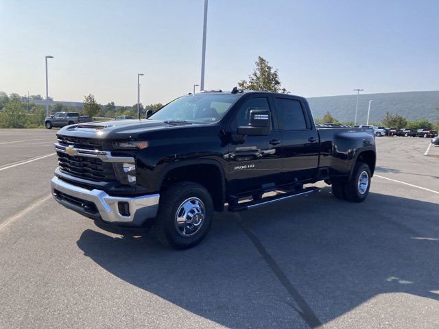 2025 Chevrolet Silverado 3500HD LT