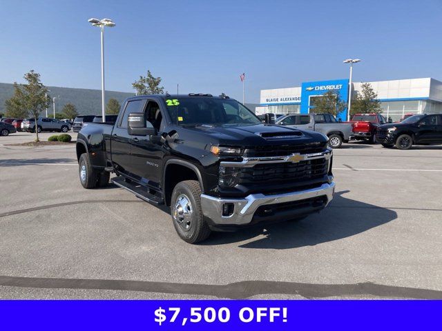 2025 Chevrolet Silverado 3500HD LT