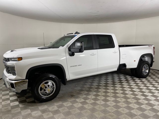 2025 Chevrolet Silverado 3500HD LT