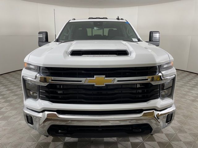 2025 Chevrolet Silverado 3500HD LT