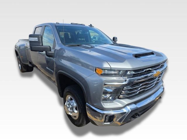 2025 Chevrolet Silverado 3500HD LT