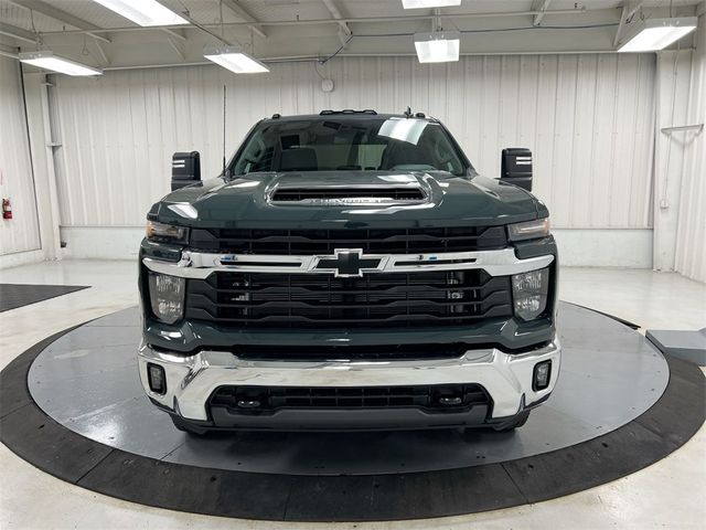 2025 Chevrolet Silverado 3500HD LT