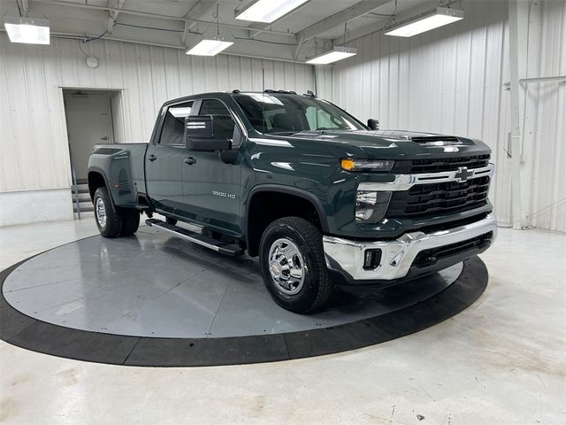 2025 Chevrolet Silverado 3500HD LT