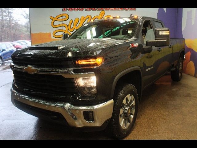 2025 Chevrolet Silverado 3500HD LT