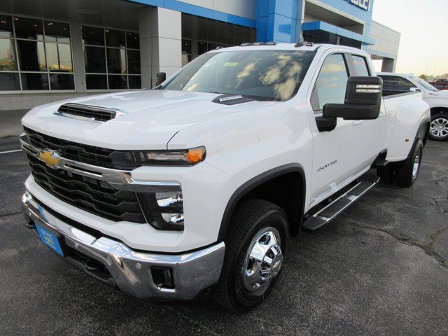 2025 Chevrolet Silverado 3500HD LT