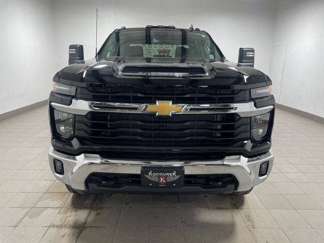 2025 Chevrolet Silverado 3500HD LT