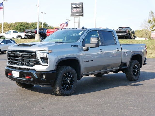 2025 Chevrolet Silverado 3500HD LT