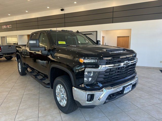 2025 Chevrolet Silverado 3500HD LT