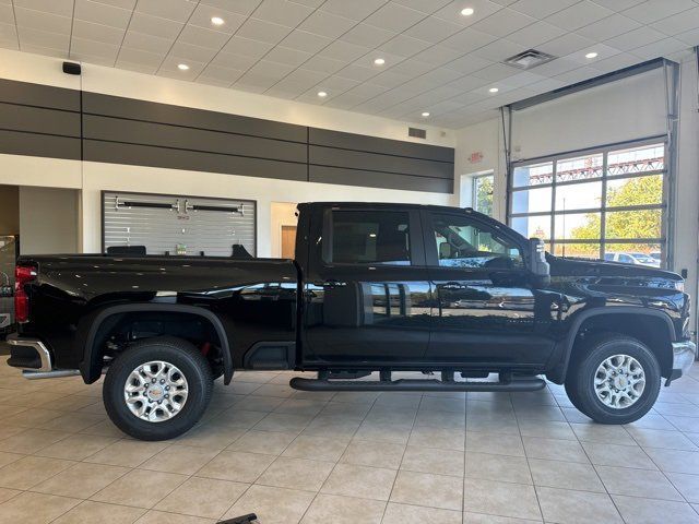 2025 Chevrolet Silverado 3500HD LT