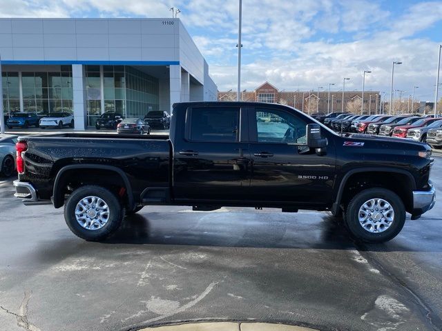 2025 Chevrolet Silverado 3500HD LT