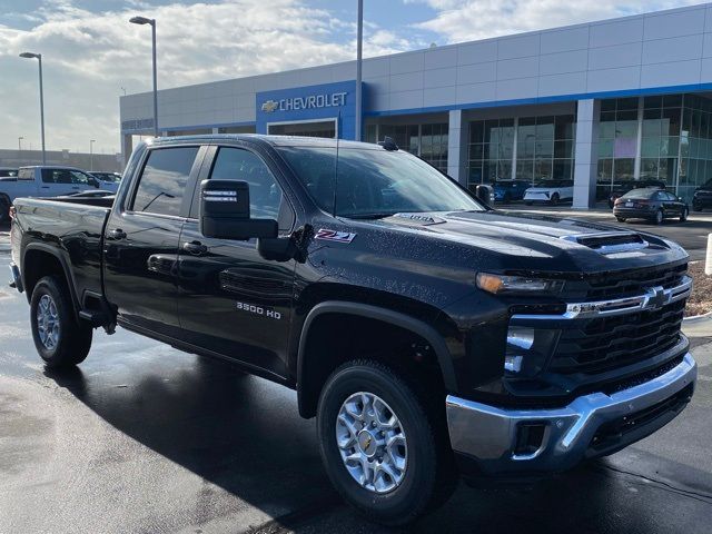 2025 Chevrolet Silverado 3500HD LT