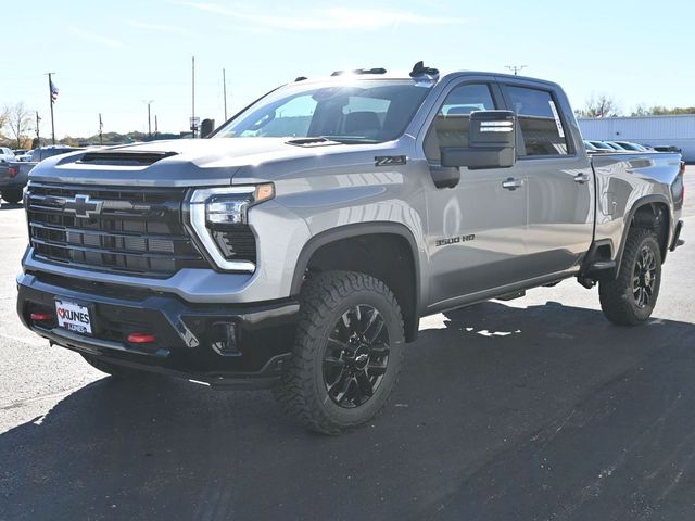 2025 Chevrolet Silverado 3500HD LT