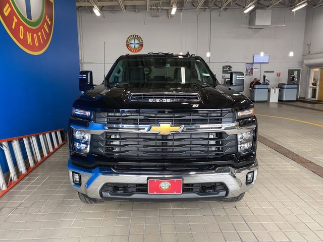 2025 Chevrolet Silverado 3500HD LT