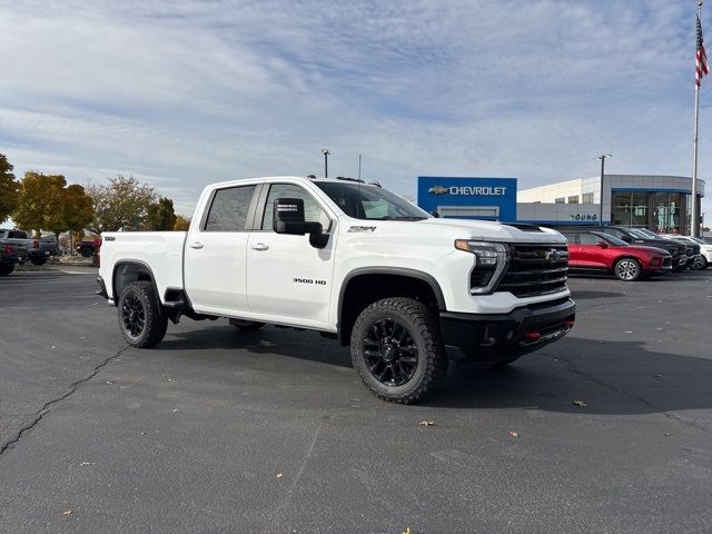 2025 Chevrolet Silverado 3500HD LT