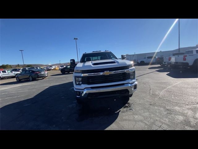 2025 Chevrolet Silverado 3500HD LT