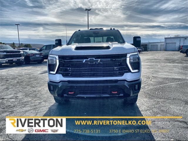 2025 Chevrolet Silverado 3500HD LT