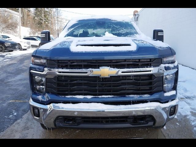 2025 Chevrolet Silverado 3500HD LT