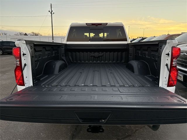 2025 Chevrolet Silverado 3500HD LT