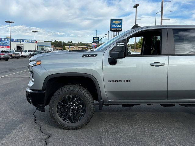 2025 Chevrolet Silverado 3500HD LT