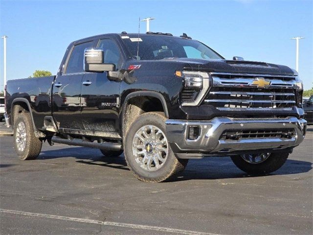 2025 Chevrolet Silverado 3500HD LTZ