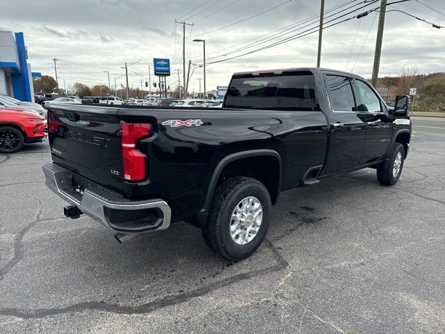 2025 Chevrolet Silverado 3500HD LTZ