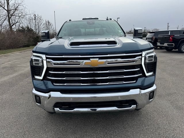 2025 Chevrolet Silverado 3500HD LTZ