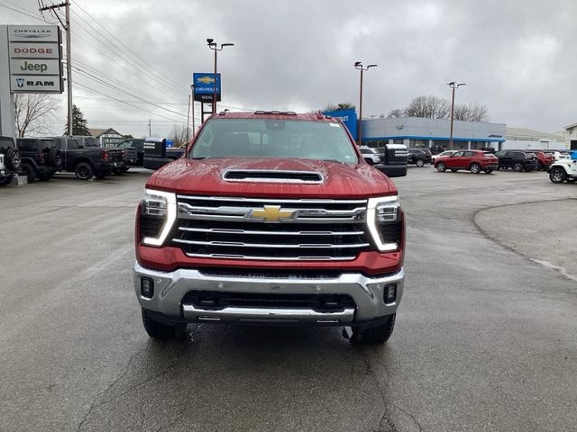 2025 Chevrolet Silverado 3500HD LTZ