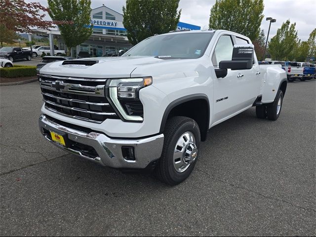 2025 Chevrolet Silverado 3500HD LTZ