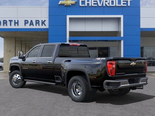 2025 Chevrolet Silverado 3500HD LTZ