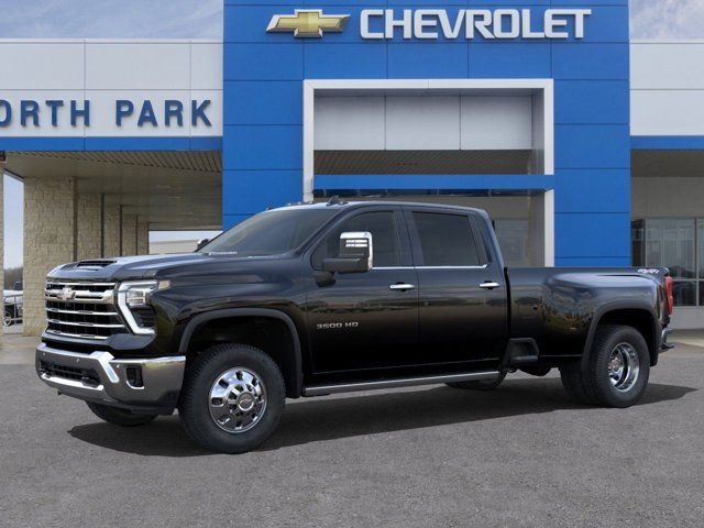 2025 Chevrolet Silverado 3500HD LTZ