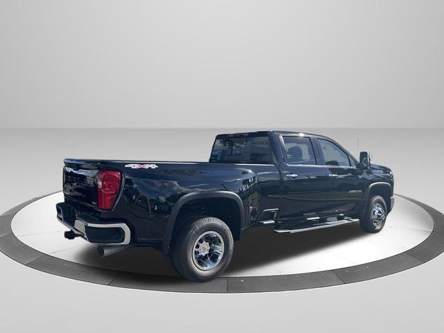 2025 Chevrolet Silverado 3500HD LTZ