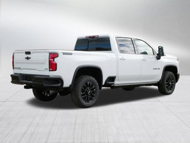 2025 Chevrolet Silverado 3500HD LTZ