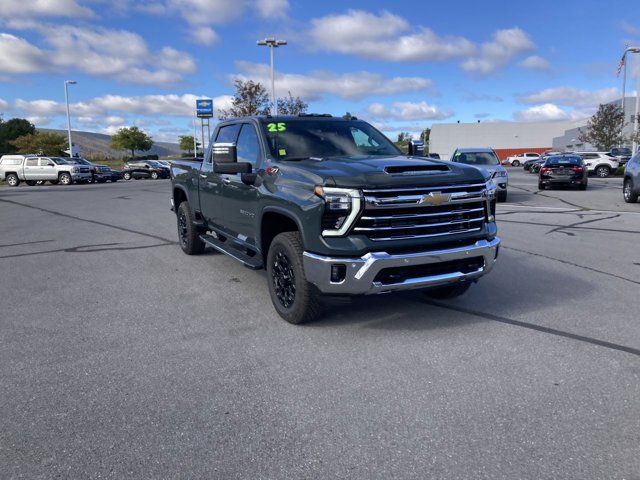 2025 Chevrolet Silverado 3500HD LTZ