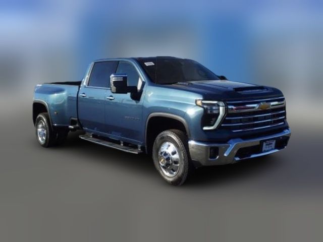 2025 Chevrolet Silverado 3500HD LTZ