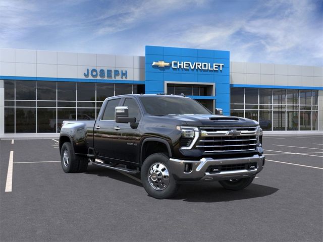 2025 Chevrolet Silverado 3500HD LTZ