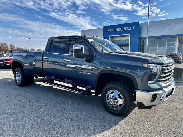 2025 Chevrolet Silverado 3500HD LTZ