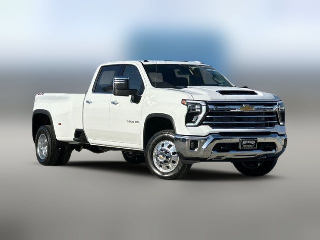 2025 Chevrolet Silverado 3500HD LTZ