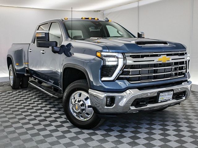 2025 Chevrolet Silverado 3500HD LTZ